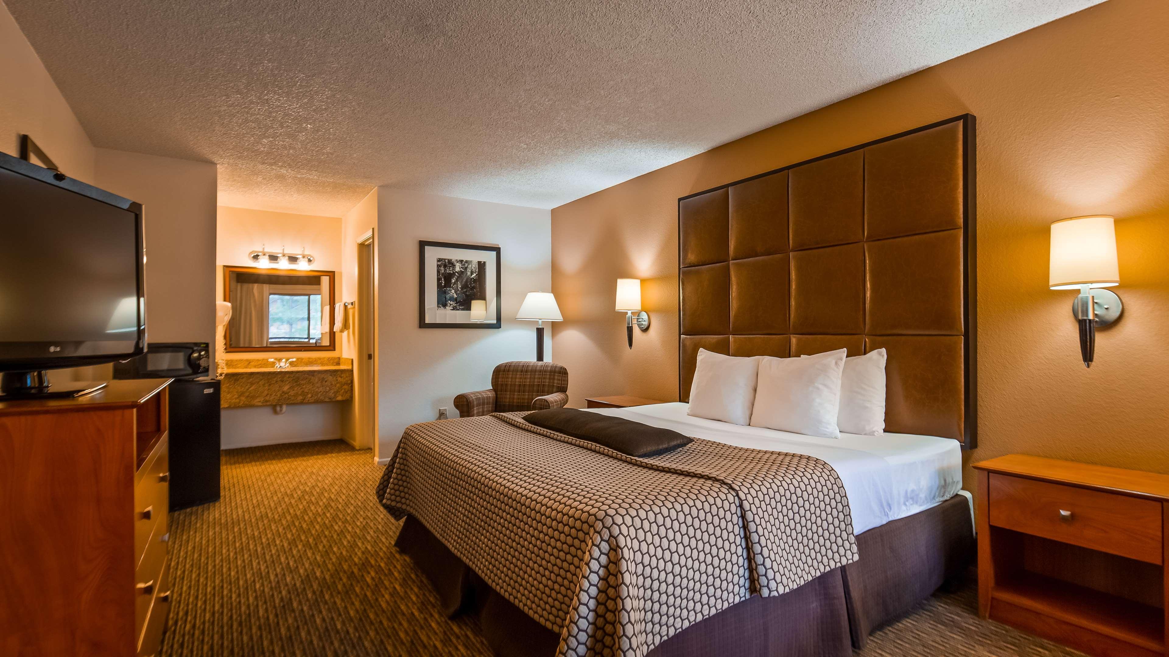 Best Western Inn Of Pinetop Exterior photo