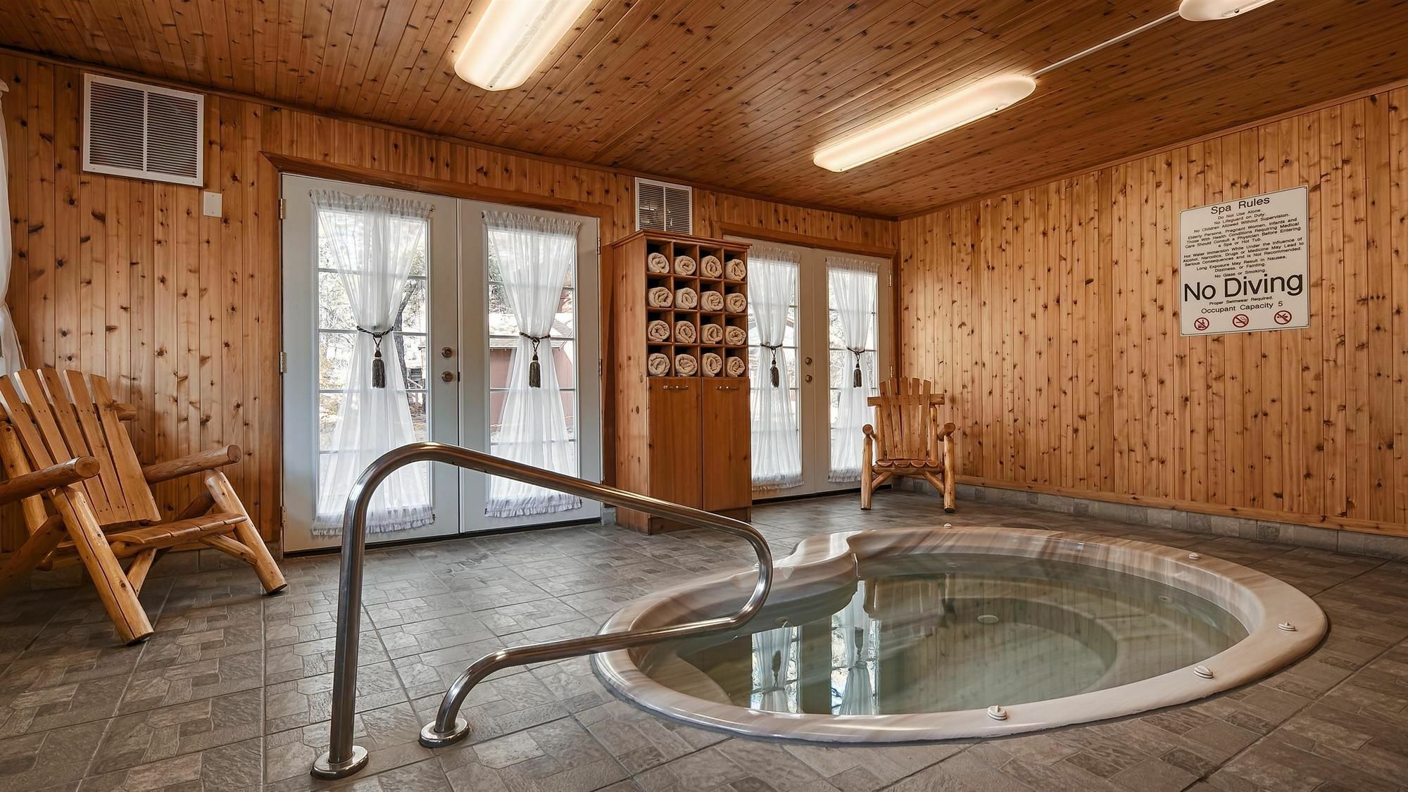 Best Western Inn Of Pinetop Exterior photo